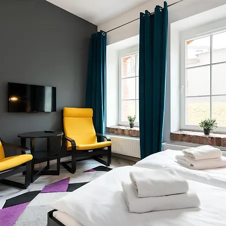 Flatbook - Center Waterlane Vintage With Gym *